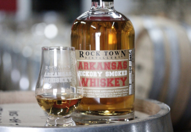 16-Rock-Town-Hickory-Smoked-Whiskey-RockTownDistillery1