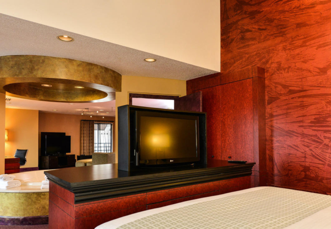 bal-bs-tr-baltimore-best-hotels-p3-pier5hotel-20151002-6